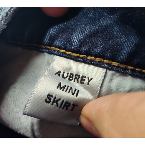 TULAROSA AUBREY Women Size 27 St. Kitts Blue Denim 14"  Fringe Mini Skirt - Picture 7 of 12